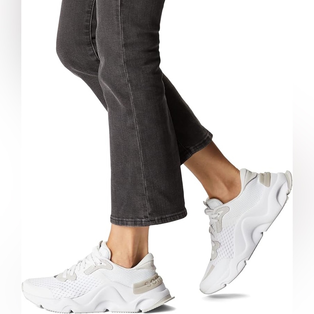 NWB Sorel Women's Kinetic RNEGD Lace Shoes White Dove 10